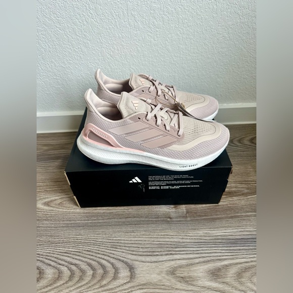 ADIDAS PUREBOOST 5 WOMEN RUNNING SHOES SZ 8 NWT!🎀 - Picture 2 of 9